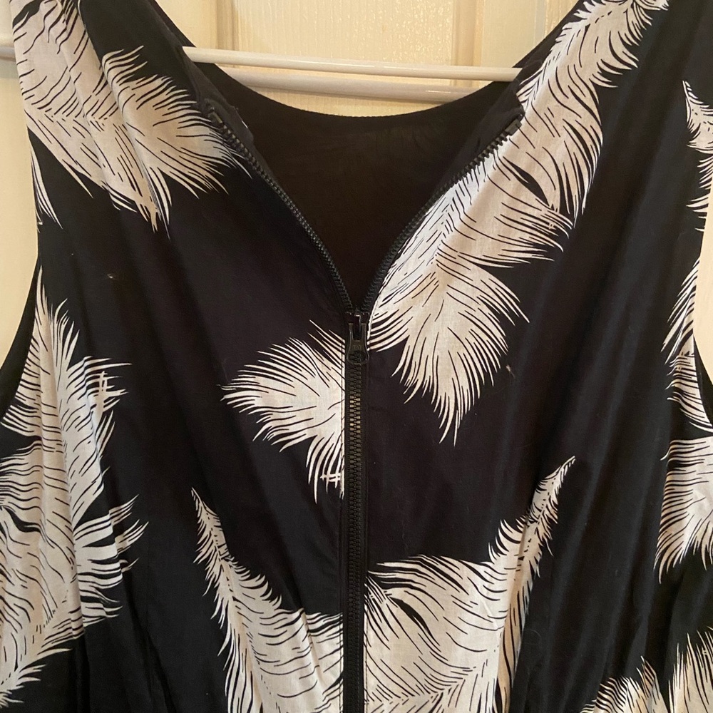 ⭐️2/30$ Lane Bryant Cotton Fit and Flare Dress with Feather Print and POCKETS! - Picture 3 of 11
